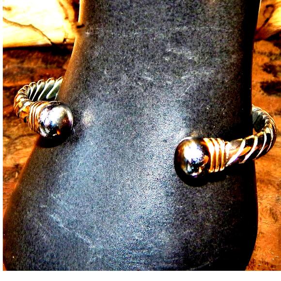 Positive Flat Weave Magnetic Therapy Bracelet - Picture 3 of 12